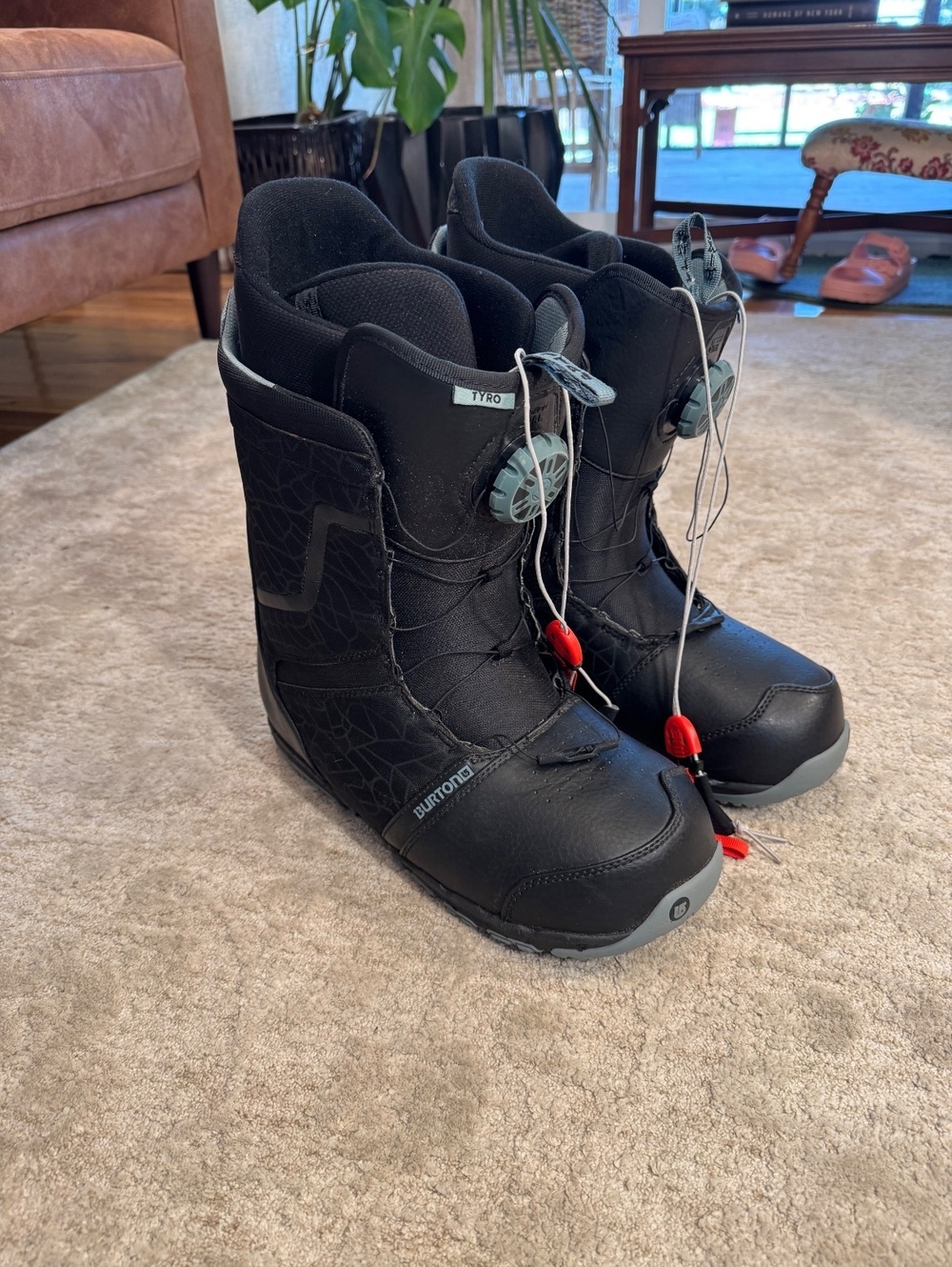 Burton Tyro Snowboard Boots Men’s 13 Black Speed Dial Boa Style 31cm EU 46.5